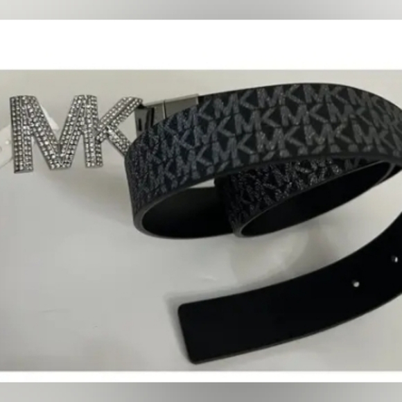 Michael kors ladies black and silver logo reversible belt main image 5
